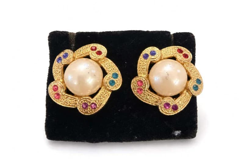 Vintage gold-tone faux pearl multicolor cabochon clip-on earrings
