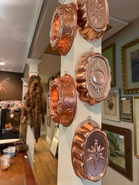 Copper-toned decorative Jell-O molds / wall-hanging cake molds, lot of 5
